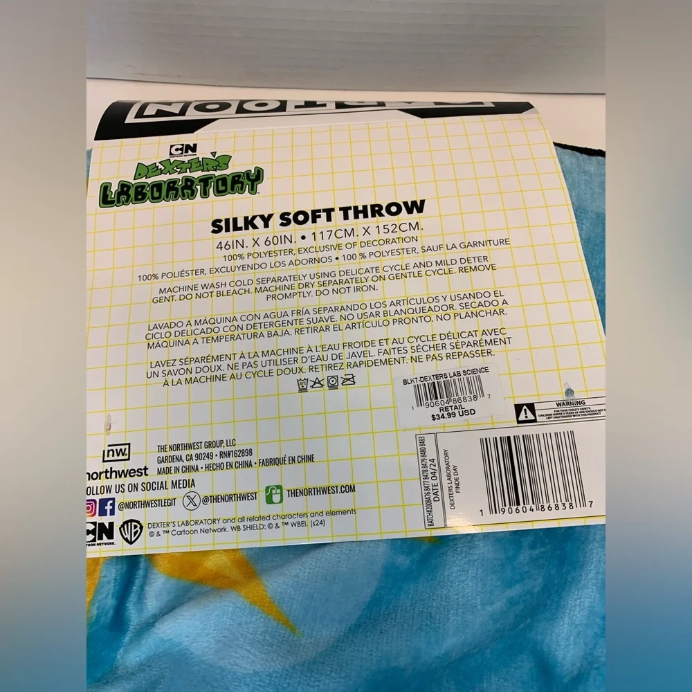 Dexter’s Laboratory Throw - Picture 5 of 5
